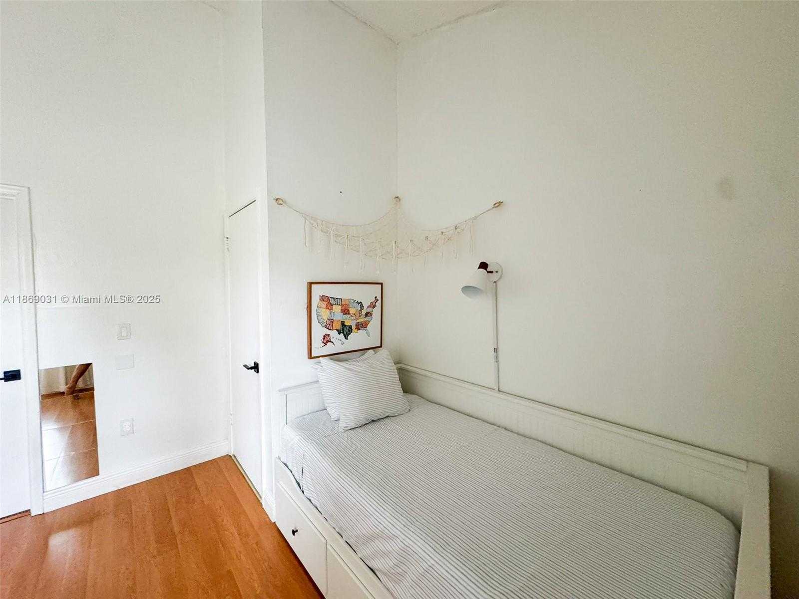 Small Image of 9635 SOUTH WEST 74TH ST, Miami Number 26