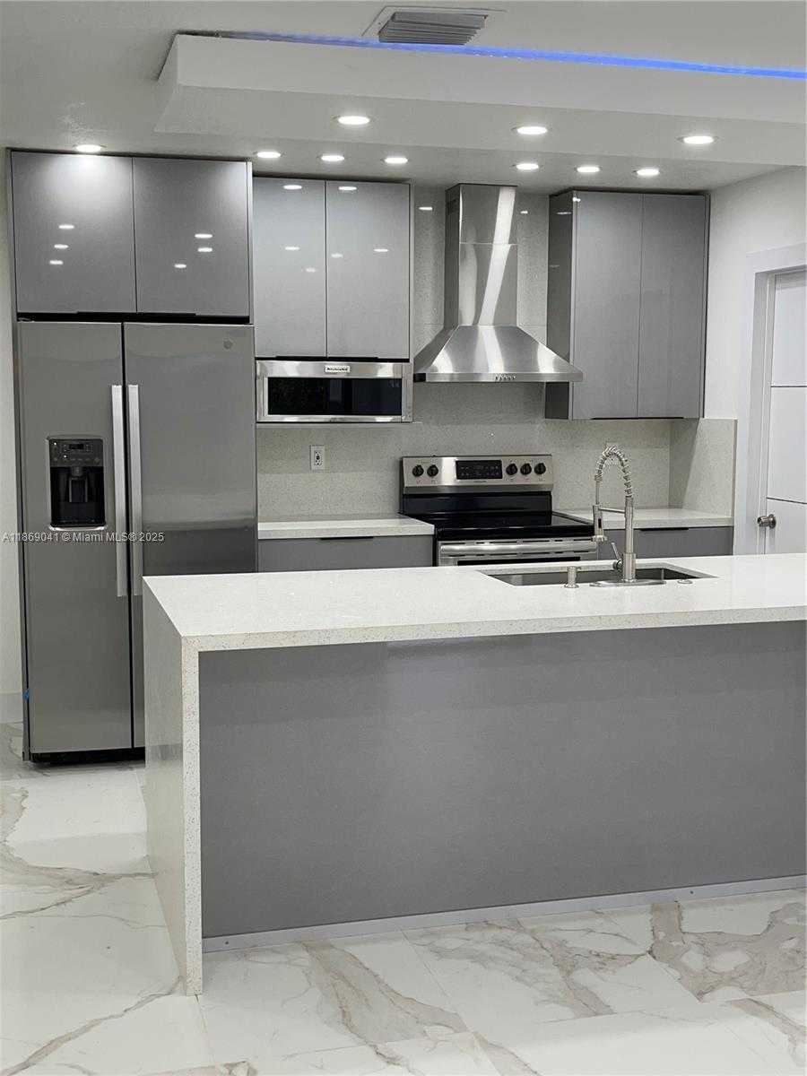 Small Image of 14940 SOUTH WEST 297TH ST, Homestead Number 17