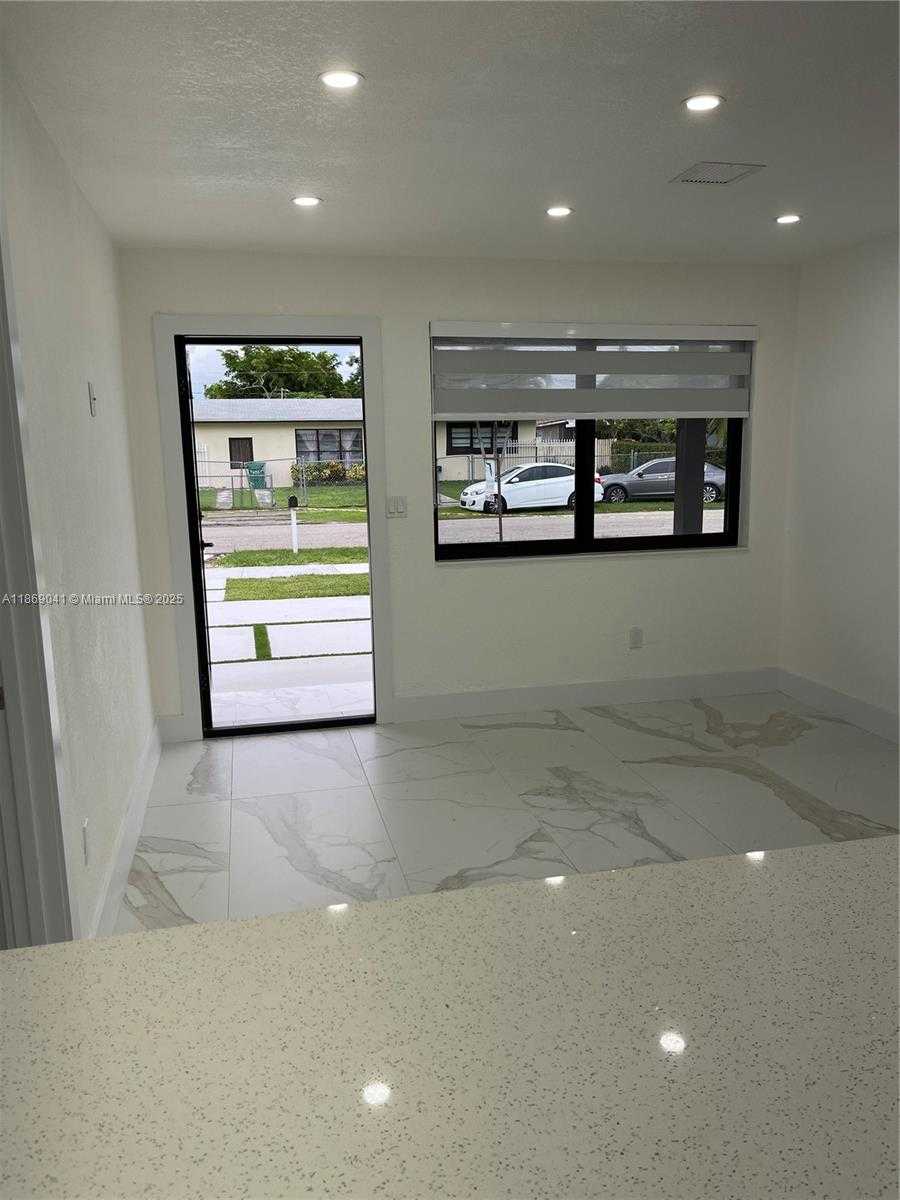 Small Image of 14940 SOUTH WEST 297TH ST, Homestead Number 19
