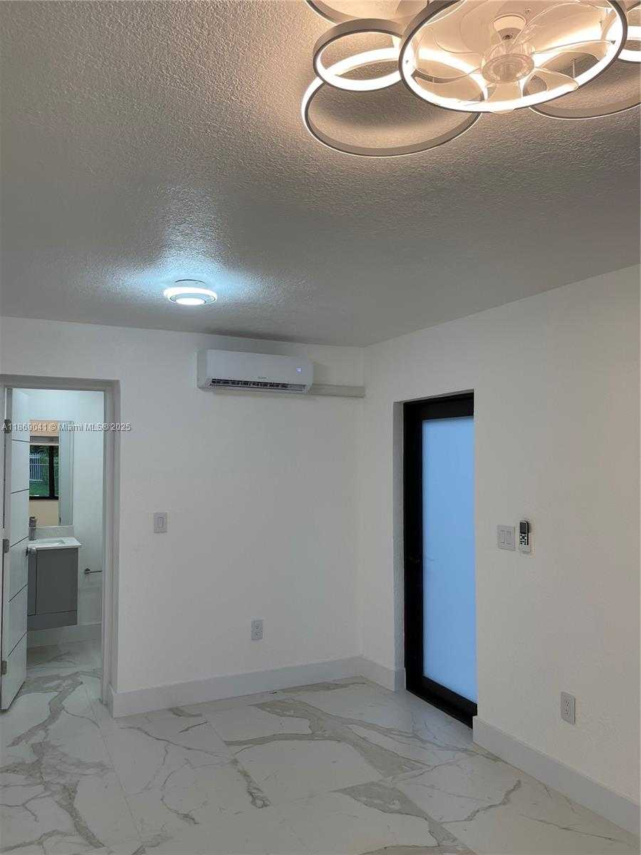 Small Image of 14940 SOUTH WEST 297TH ST, Homestead Number 26