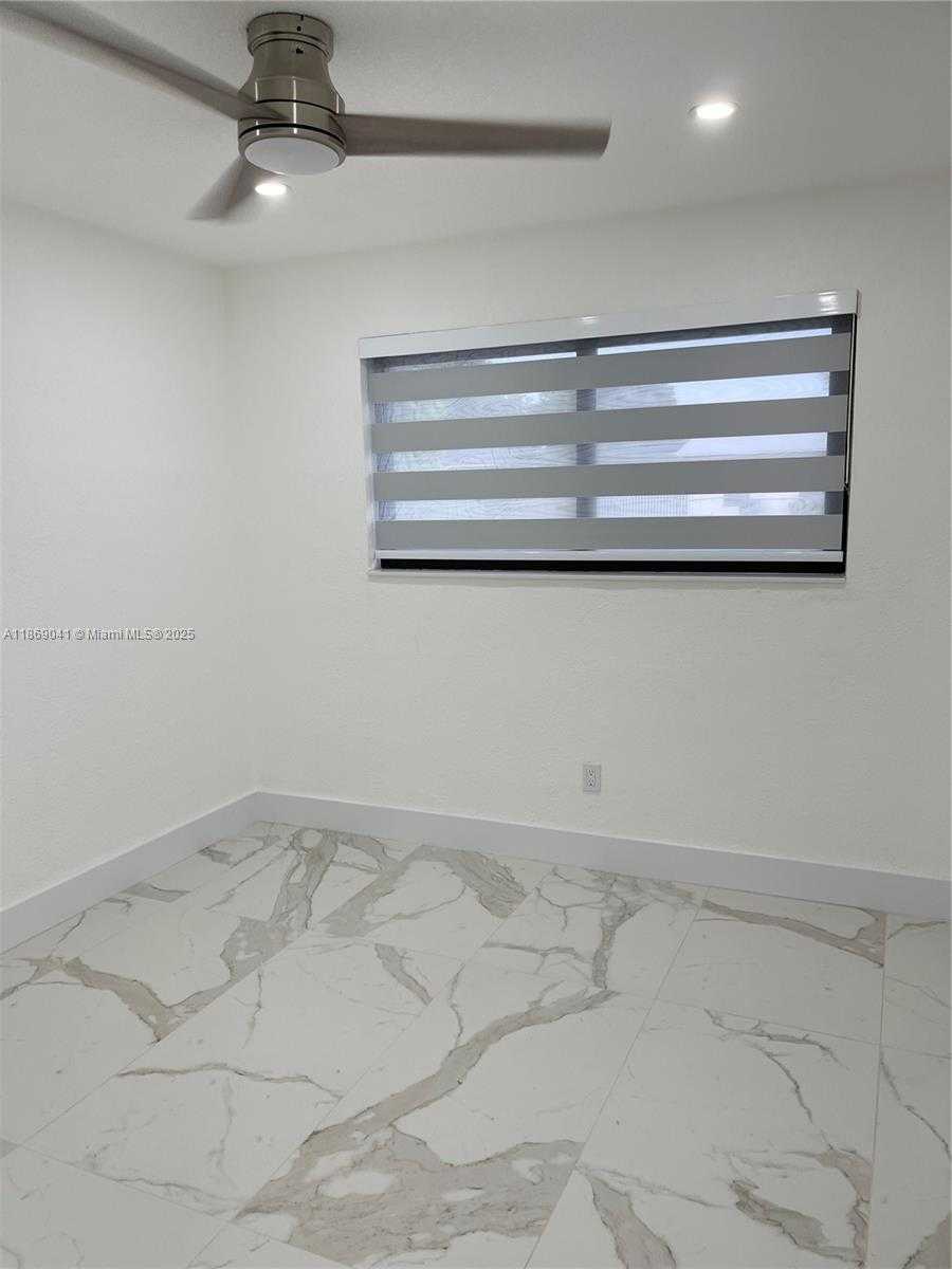 Small Image of 14940 SOUTH WEST 297TH ST, Homestead Number 37