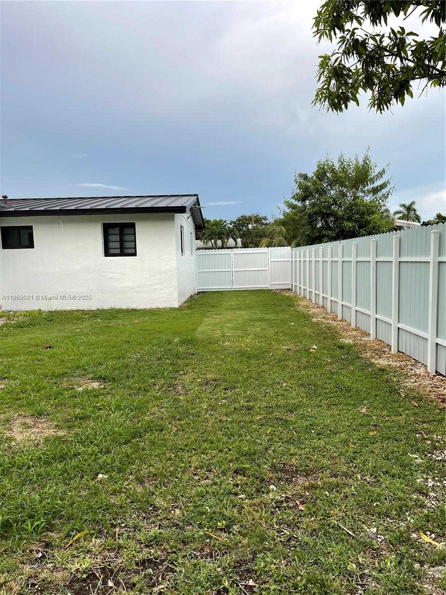 Small Image of 14940 SOUTH WEST 297TH ST, Homestead Number 65