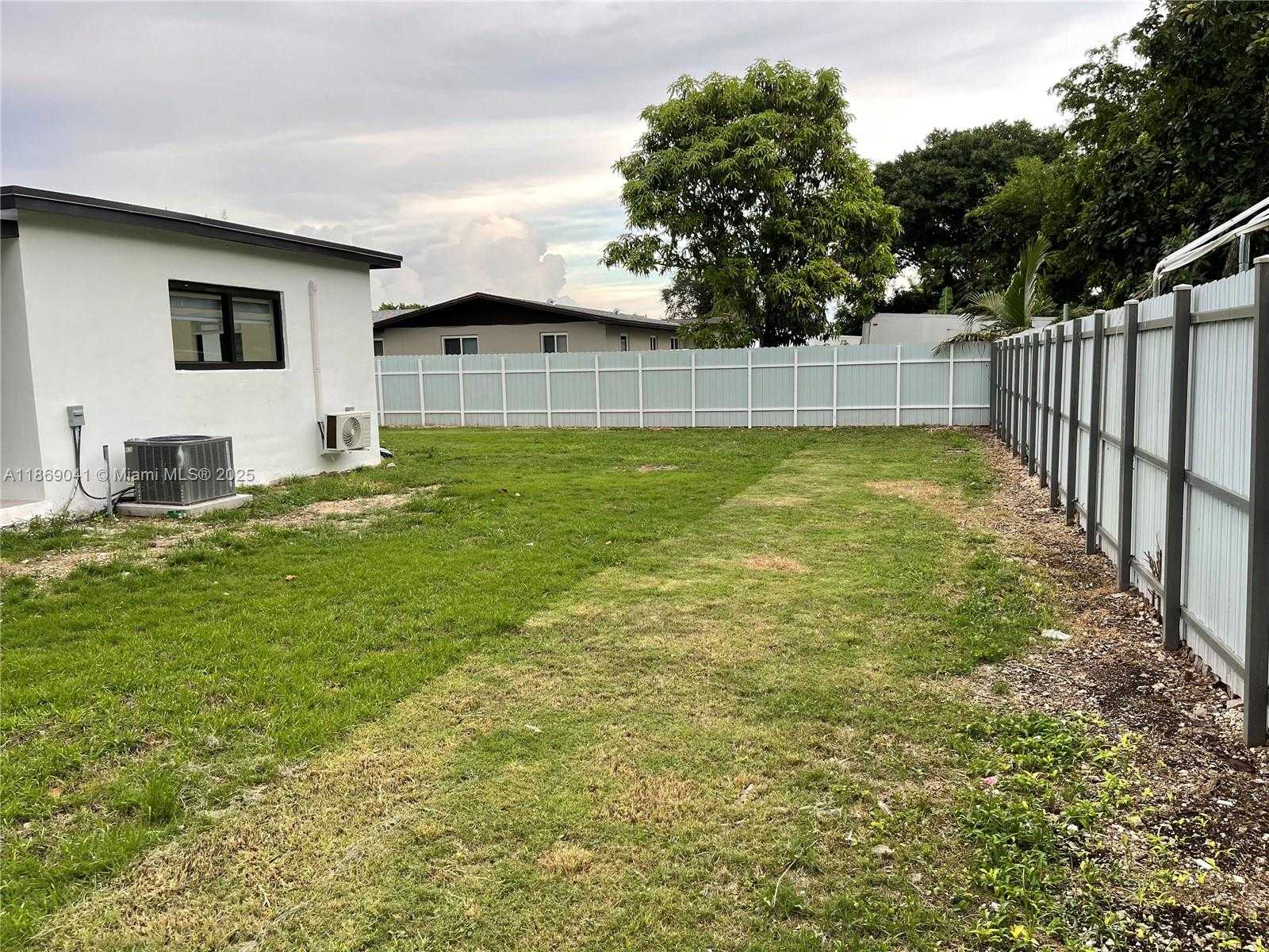 Small Image of 14940 SOUTH WEST 297TH ST, Homestead Number 69