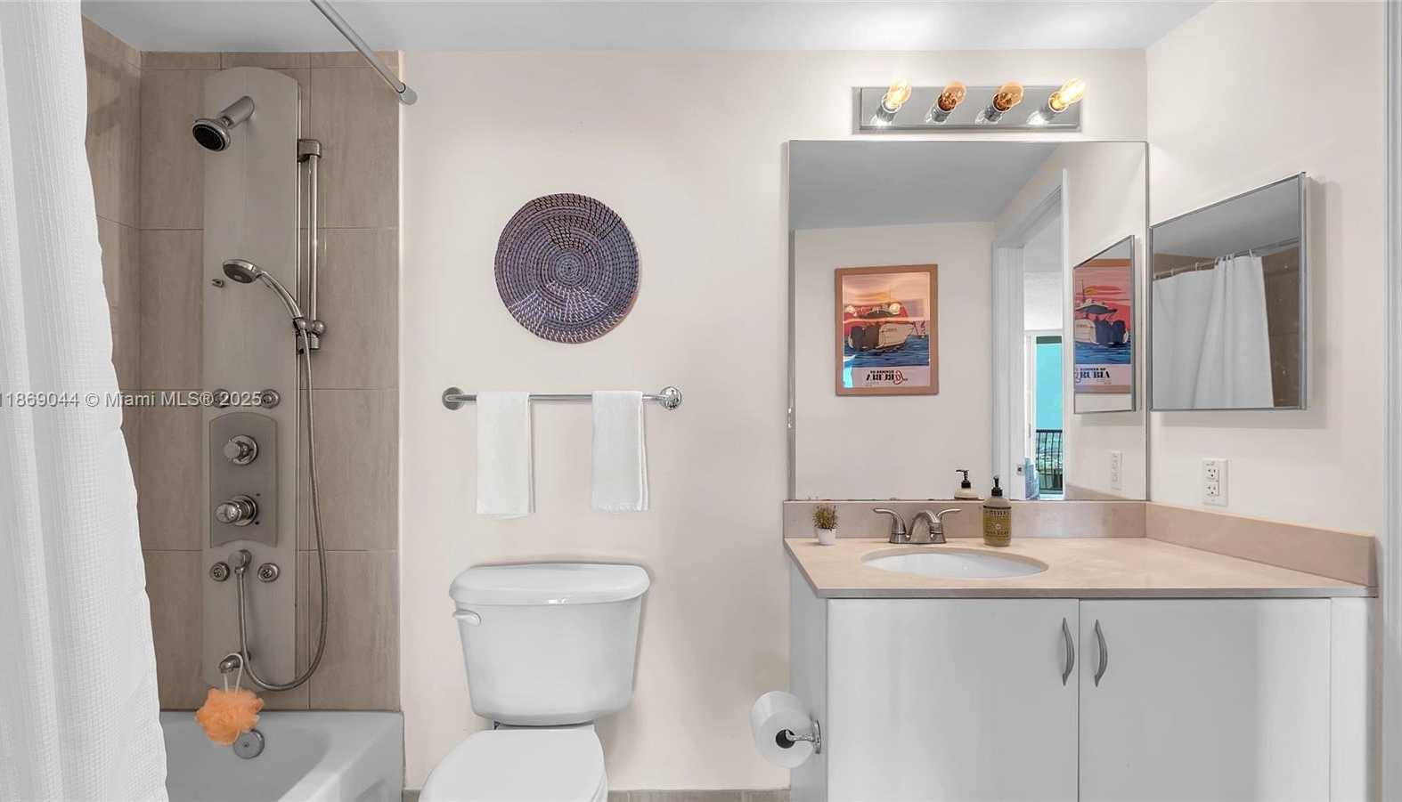 Small Image of 1750 NORTH BAYSHORE DR #4504, Miami Number 16