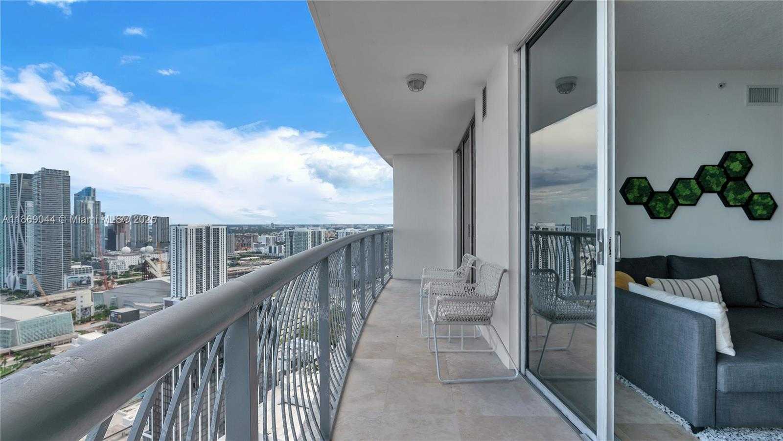 Small Image of 1750 NORTH BAYSHORE DR #4504, Miami Number 20