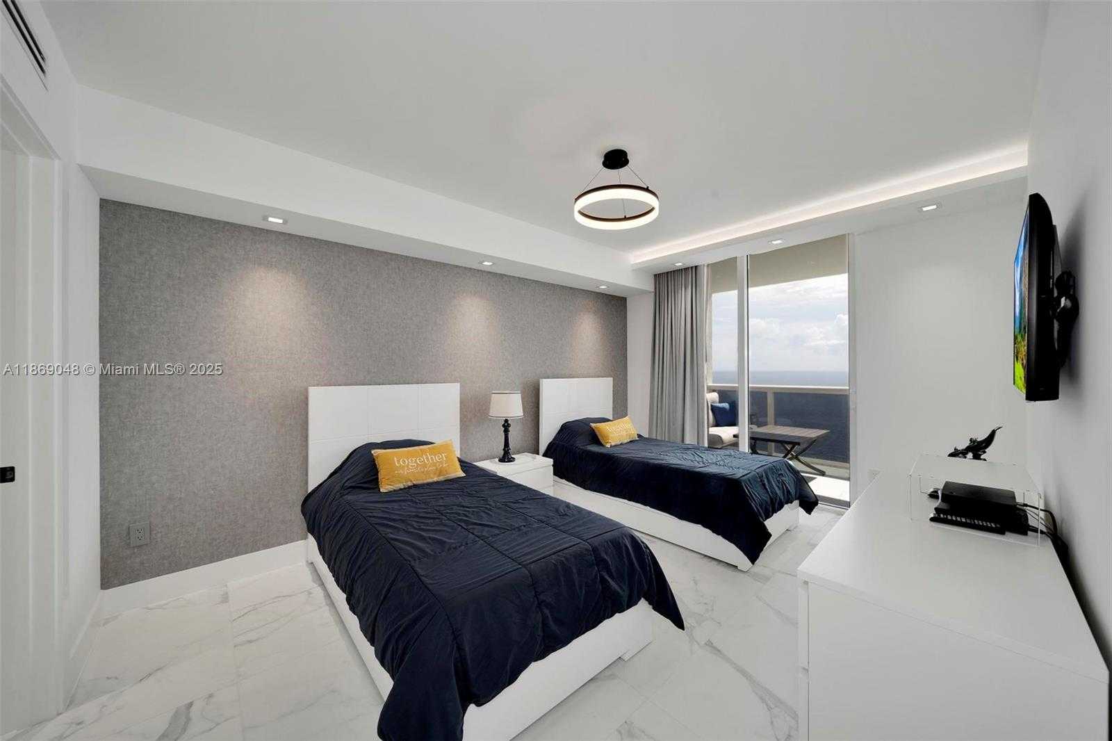 Small Image of 1850 SOUTH OCEAN DR #3103, Hallandale Beach Number 23