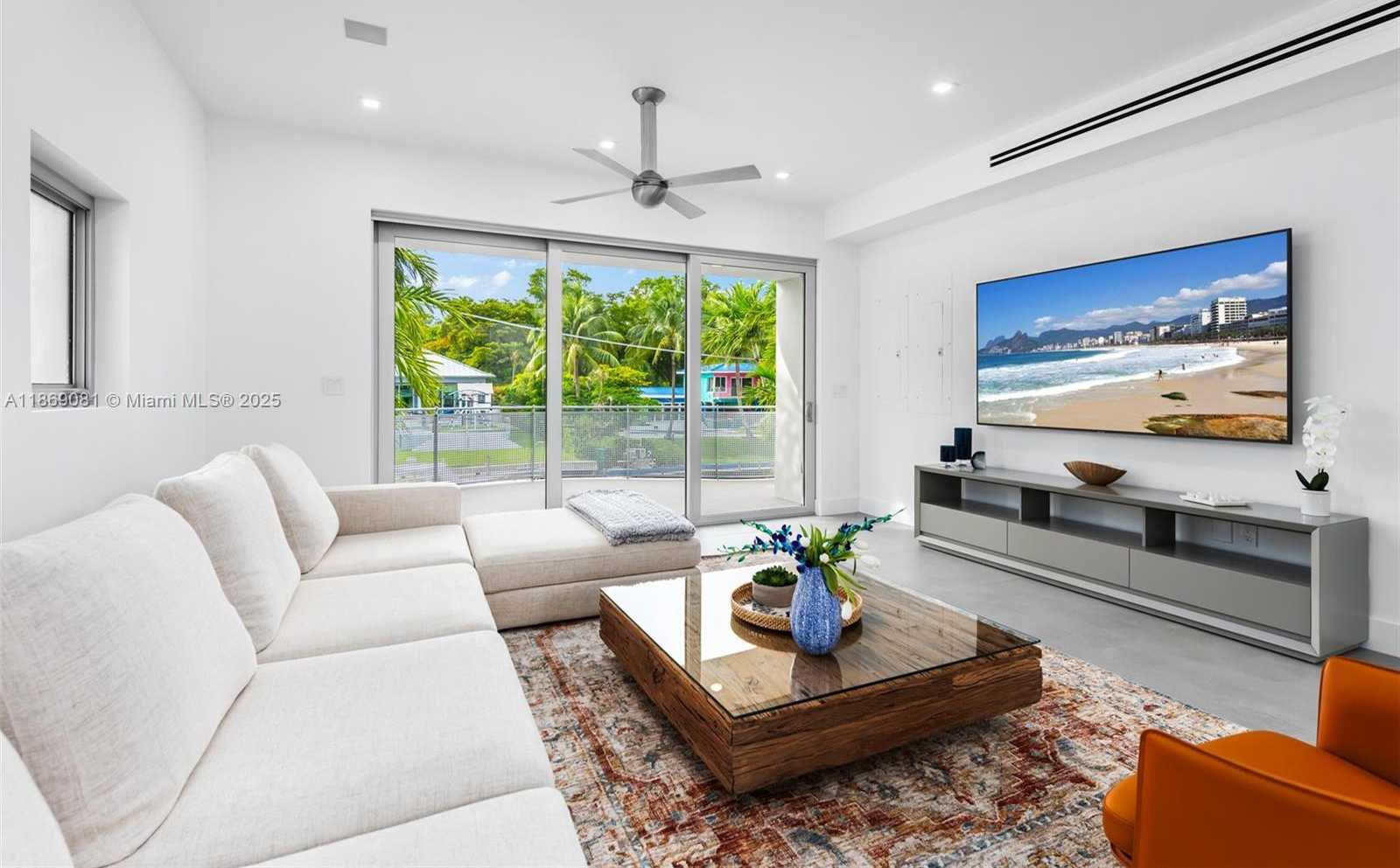 Small Image of 1785 FAIRHAVEN PL, Miami Number 11