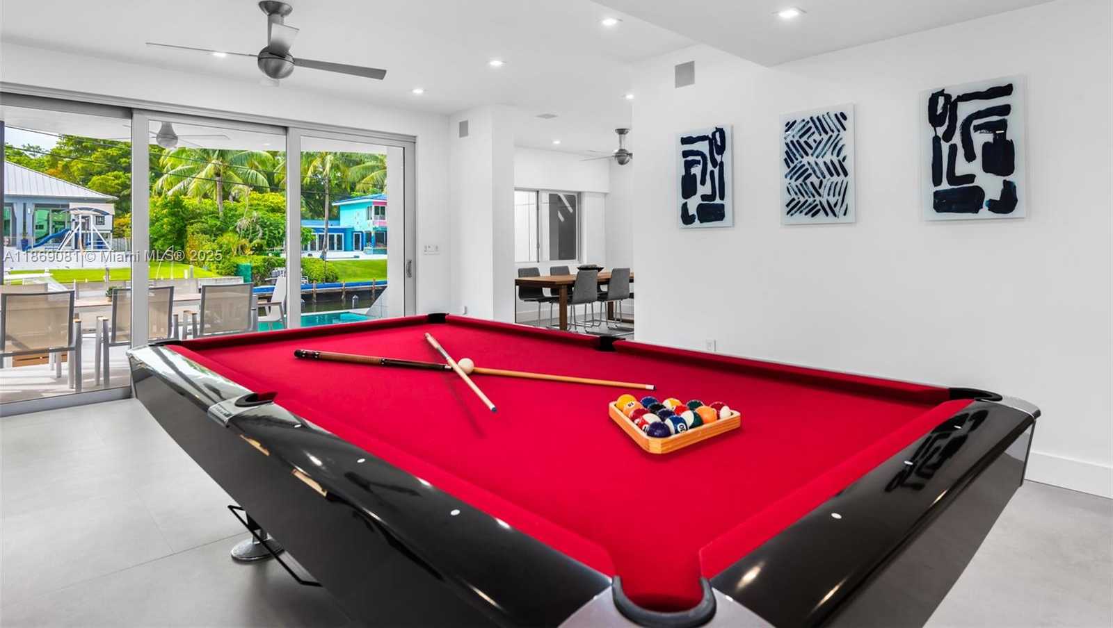 Small Image of 1785 FAIRHAVEN PL, Miami Number 16
