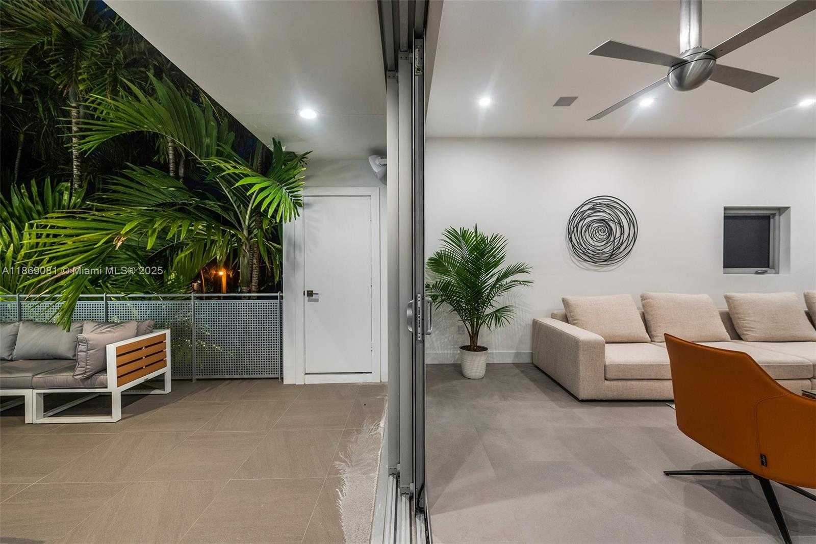 Small Image of 1785 FAIRHAVEN PL, Miami Number 45
