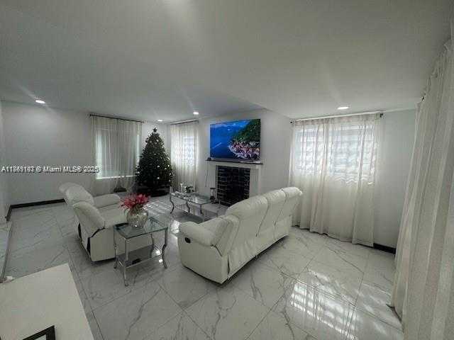 Small Image of 17790 SOUTH WEST 110TH CT, Miami Number 6
