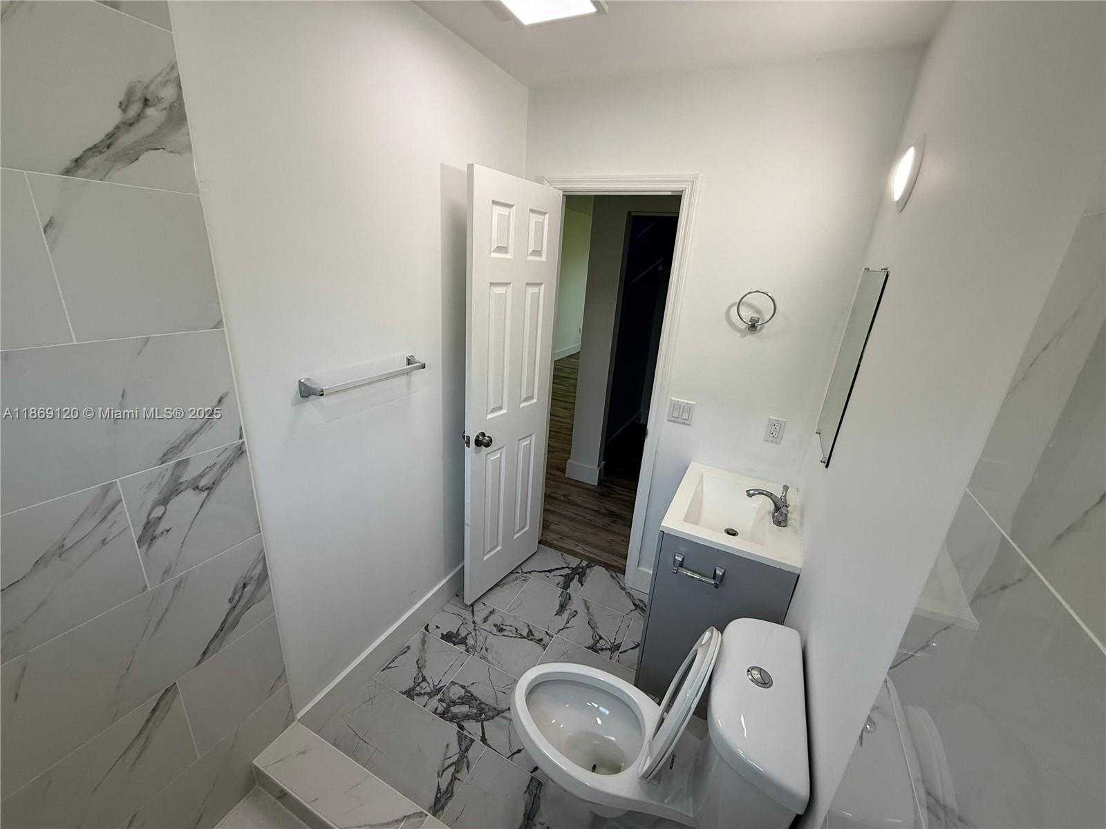 Small Image of 935 JEFFERSON AVE #11, Miami Beach Number 13