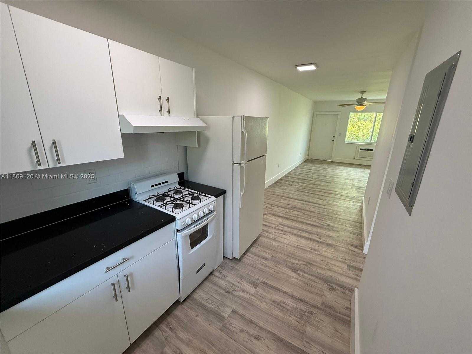 Small Image of 935 JEFFERSON AVE #11, Miami Beach Number 7