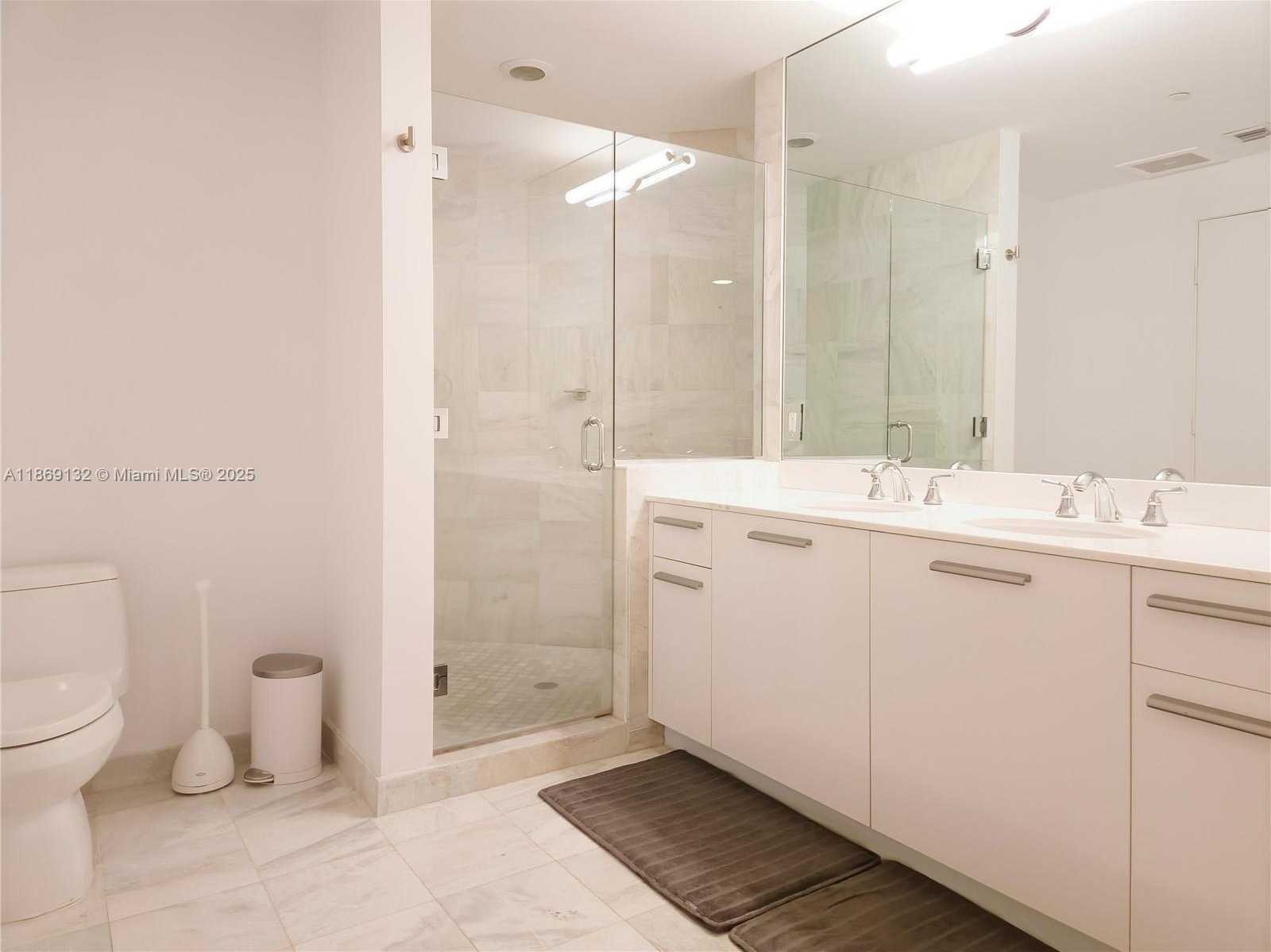 Small Image of 1060 BRICKELL AVE #1517, Miami Number 11