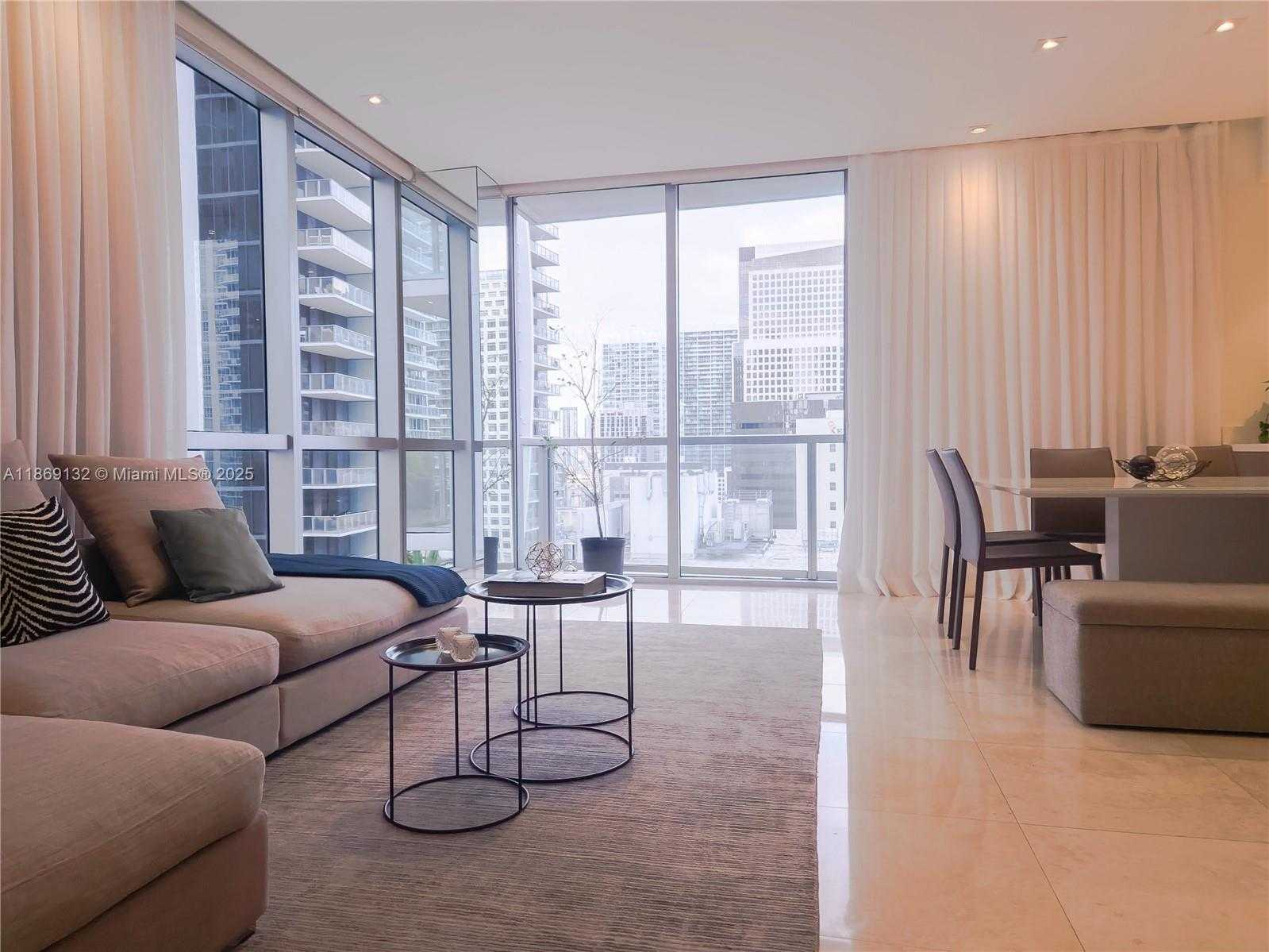 Small Image of 1060 BRICKELL AVE #1517, Miami Number 2