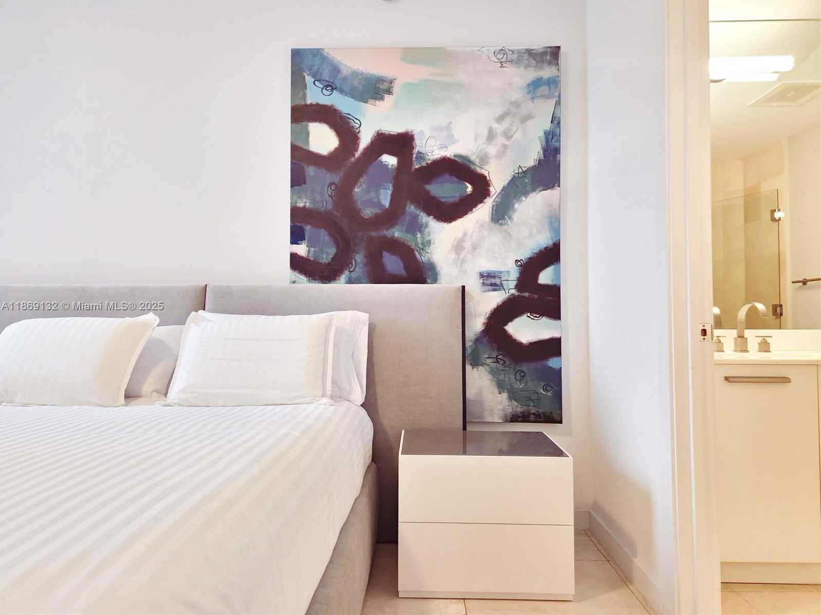 Small Image of 1060 BRICKELL AVE #1517, Miami Number 20