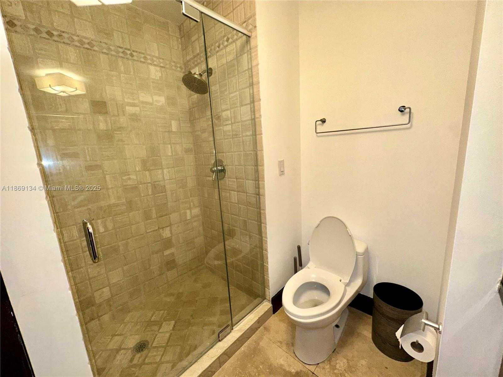 Small Image of 2301 COLLINS AVE #PH5, Miami Beach Number 13