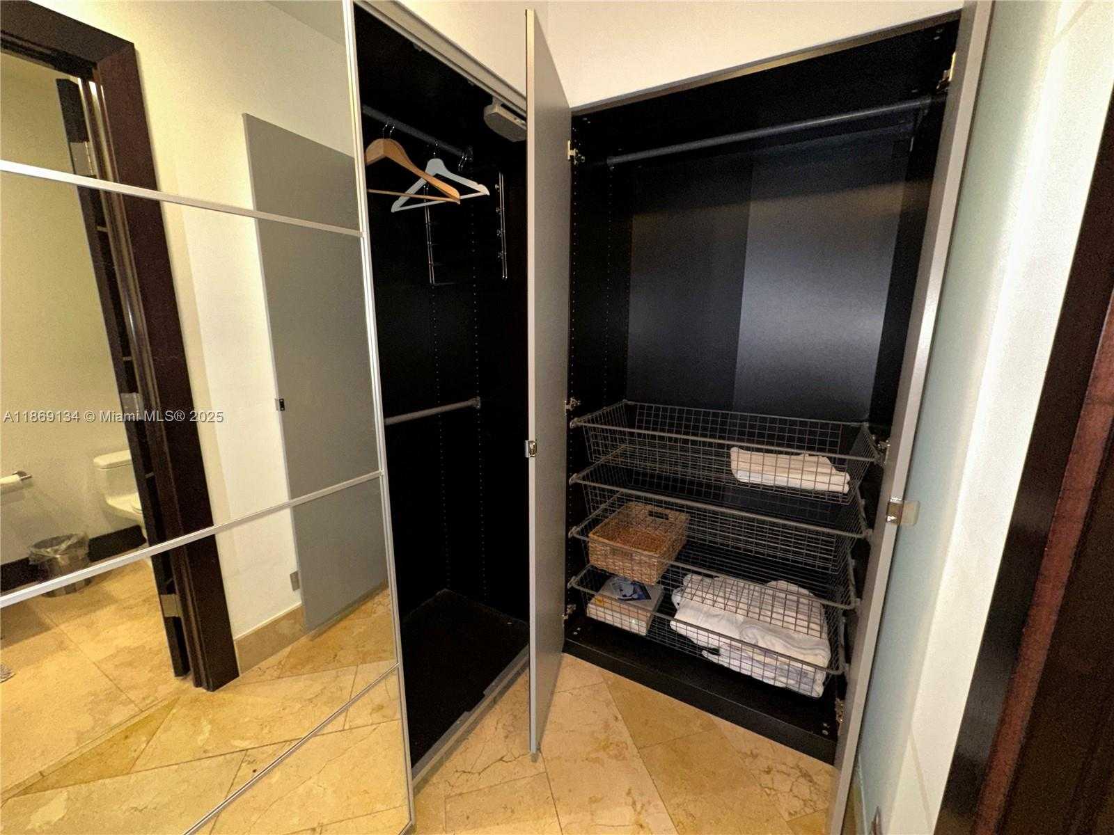 Small Image of 2301 COLLINS AVE #PH5, Miami Beach Number 18