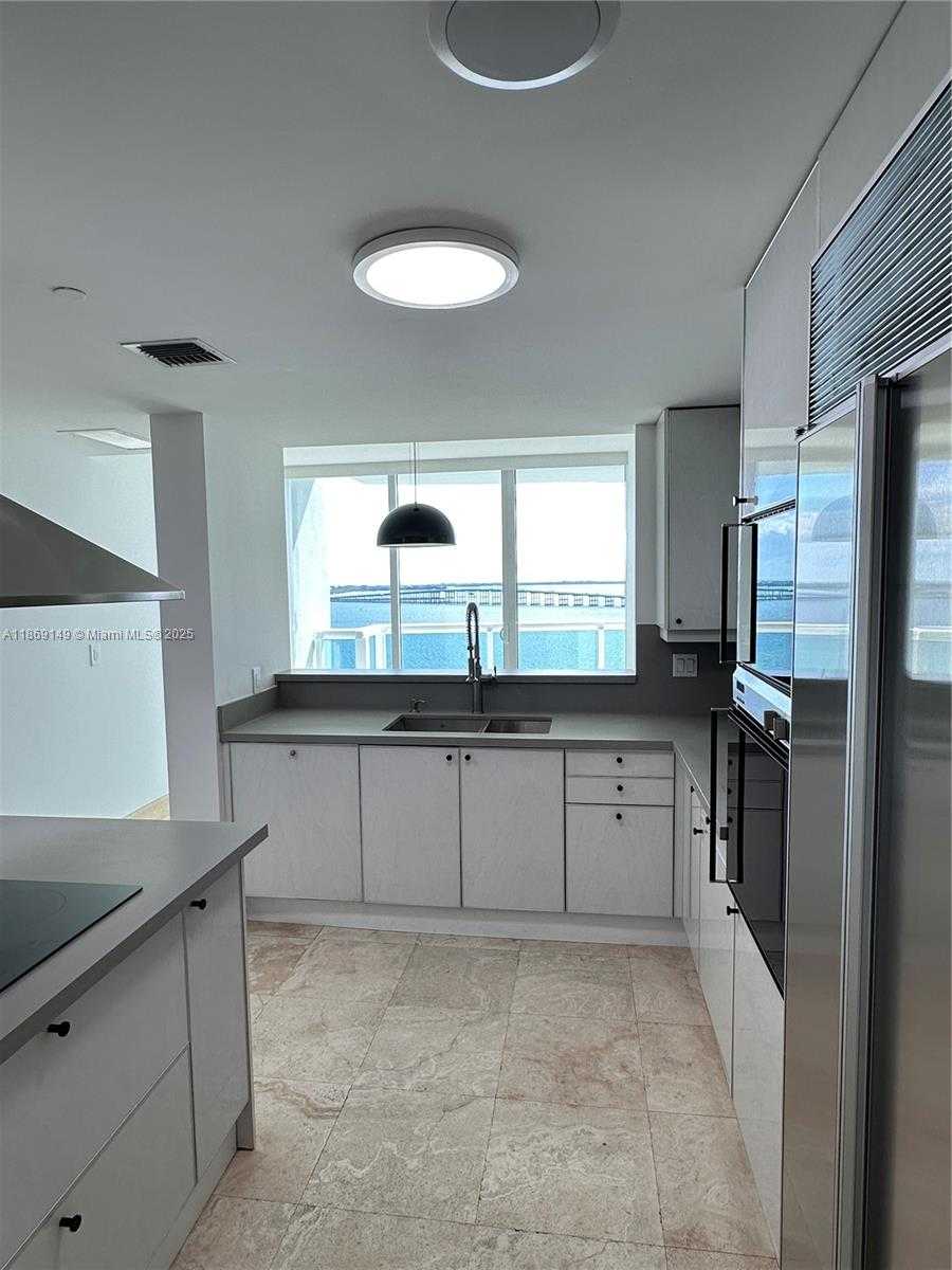 Small Image of 1643 BRICKELL AVE #1704, Miami Number 11