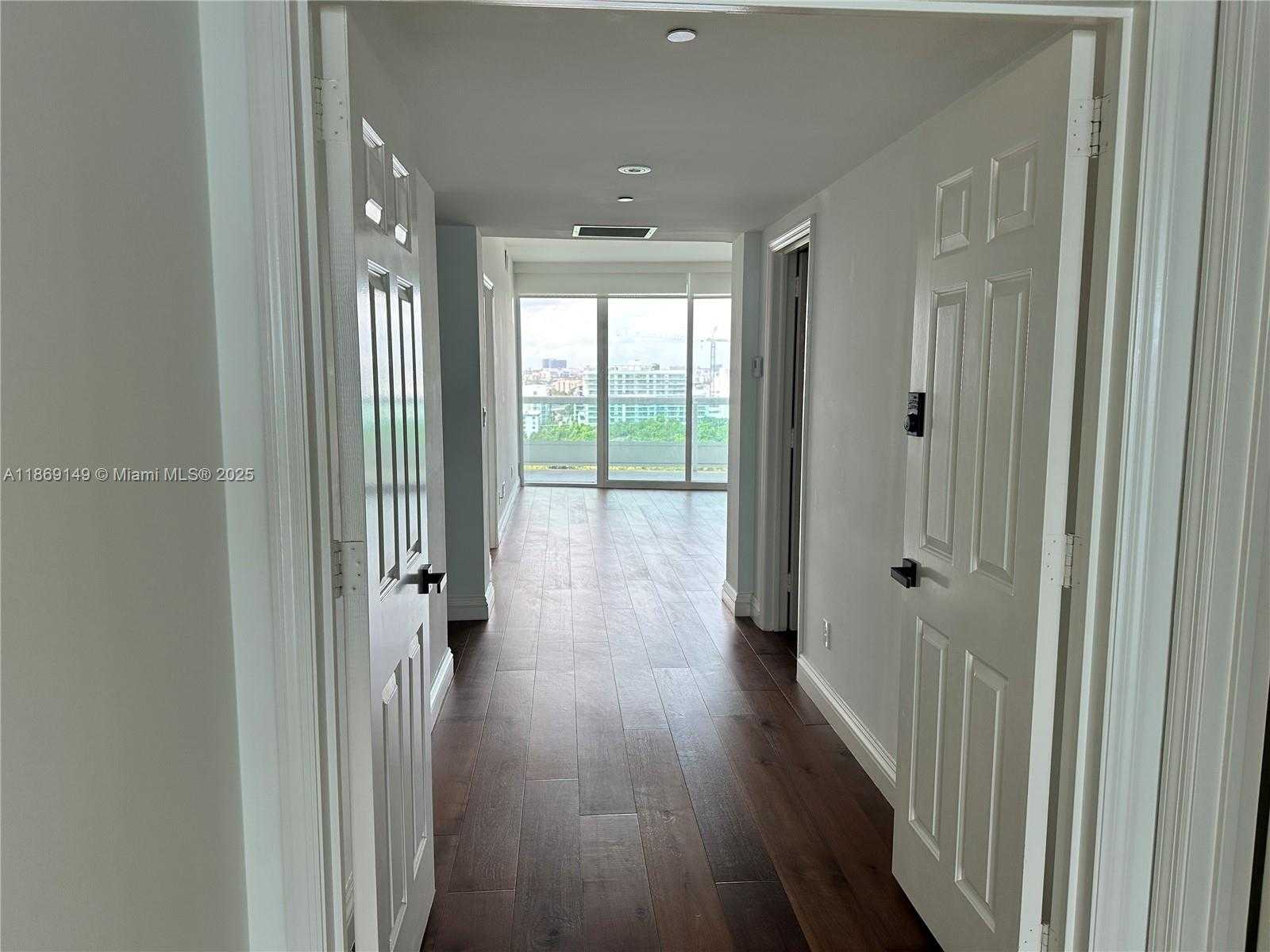 Small Image of 1643 BRICKELL AVE #1704, Miami Number 17