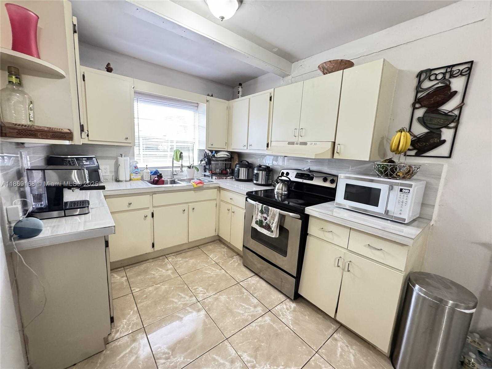 Small Image of 343 WEST 42ND ST, Hialeah Number 9