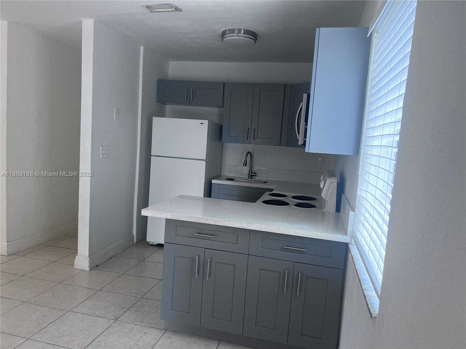 Small Image of 1605 NORTH WEST 127TH ST, North Miami Number 2