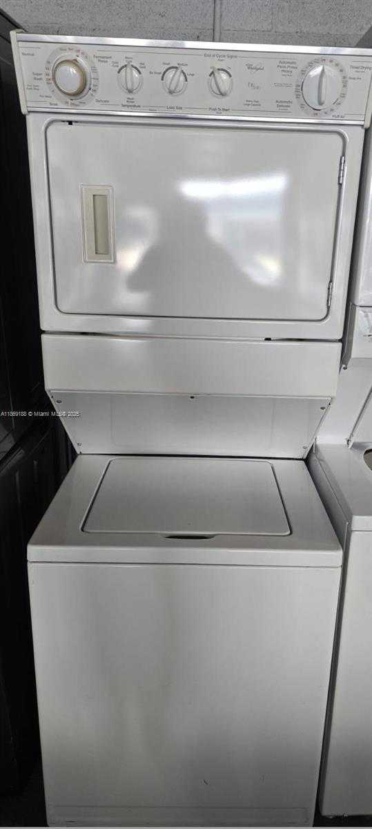 Small Image of 1605 NORTH WEST 127TH ST, North Miami Number 8