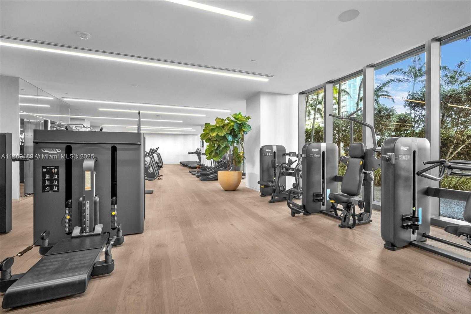 Small Image of 650 NORTH EAST 32ND ST #1402, Miami Number 40