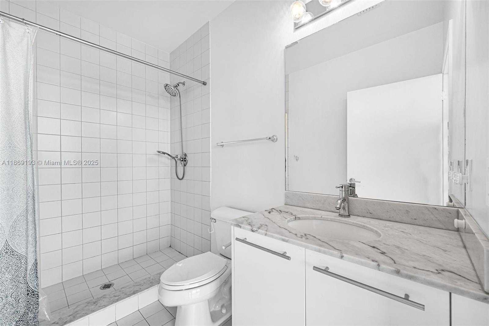 Small Image of 888 BISCAYNE BLVD #5010, Miami Number 12