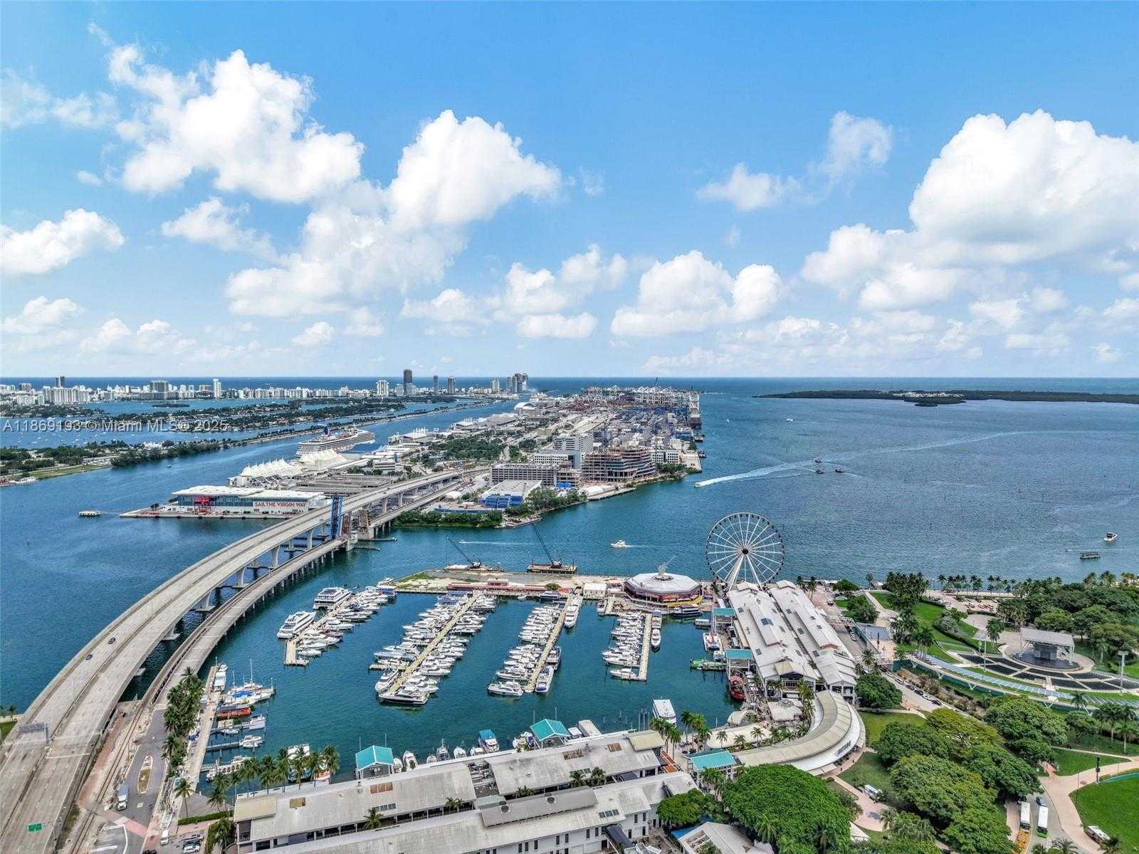 Small Image of 888 BISCAYNE BLVD #5010, Miami Number 15