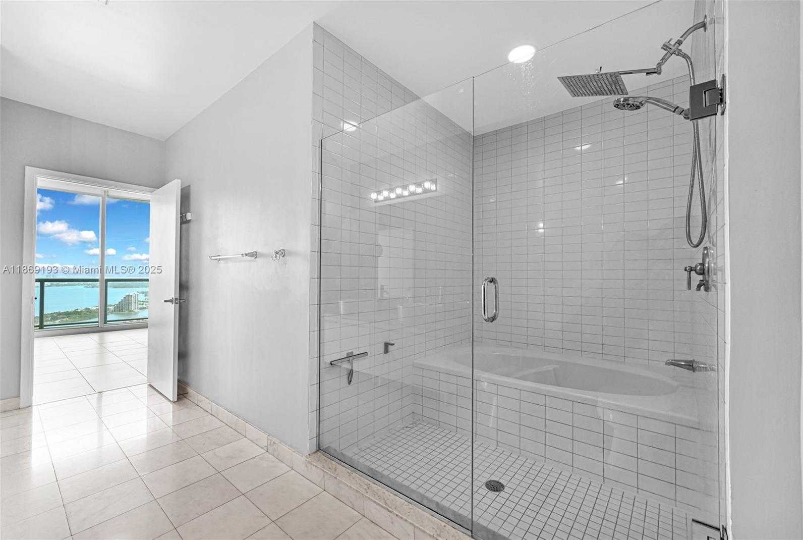Small Image of 888 BISCAYNE BLVD #5010, Miami Number 9
