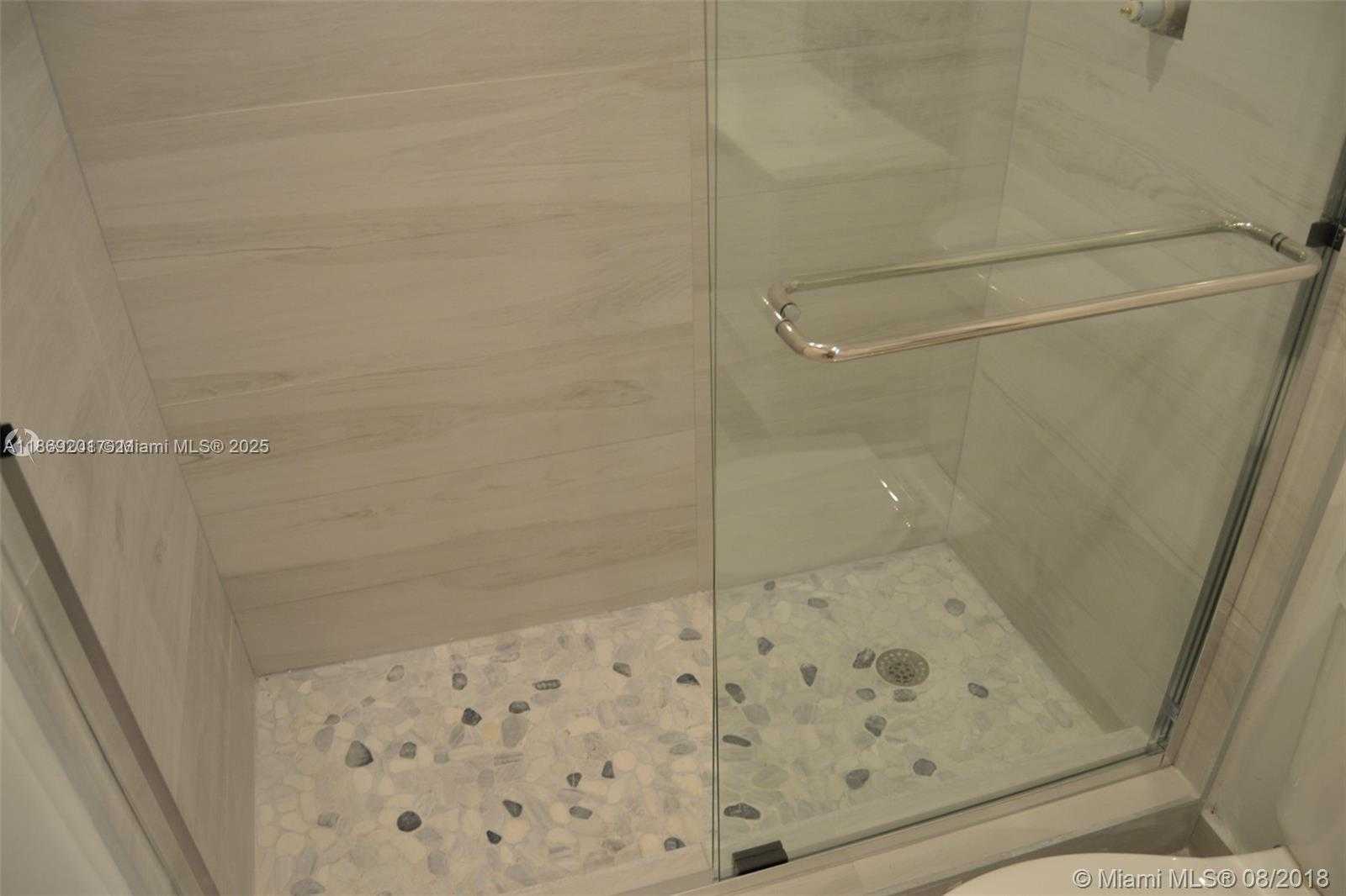 Small Image of 9375 FONTAINEBLEAU BLVD #L122, Miami Number 19