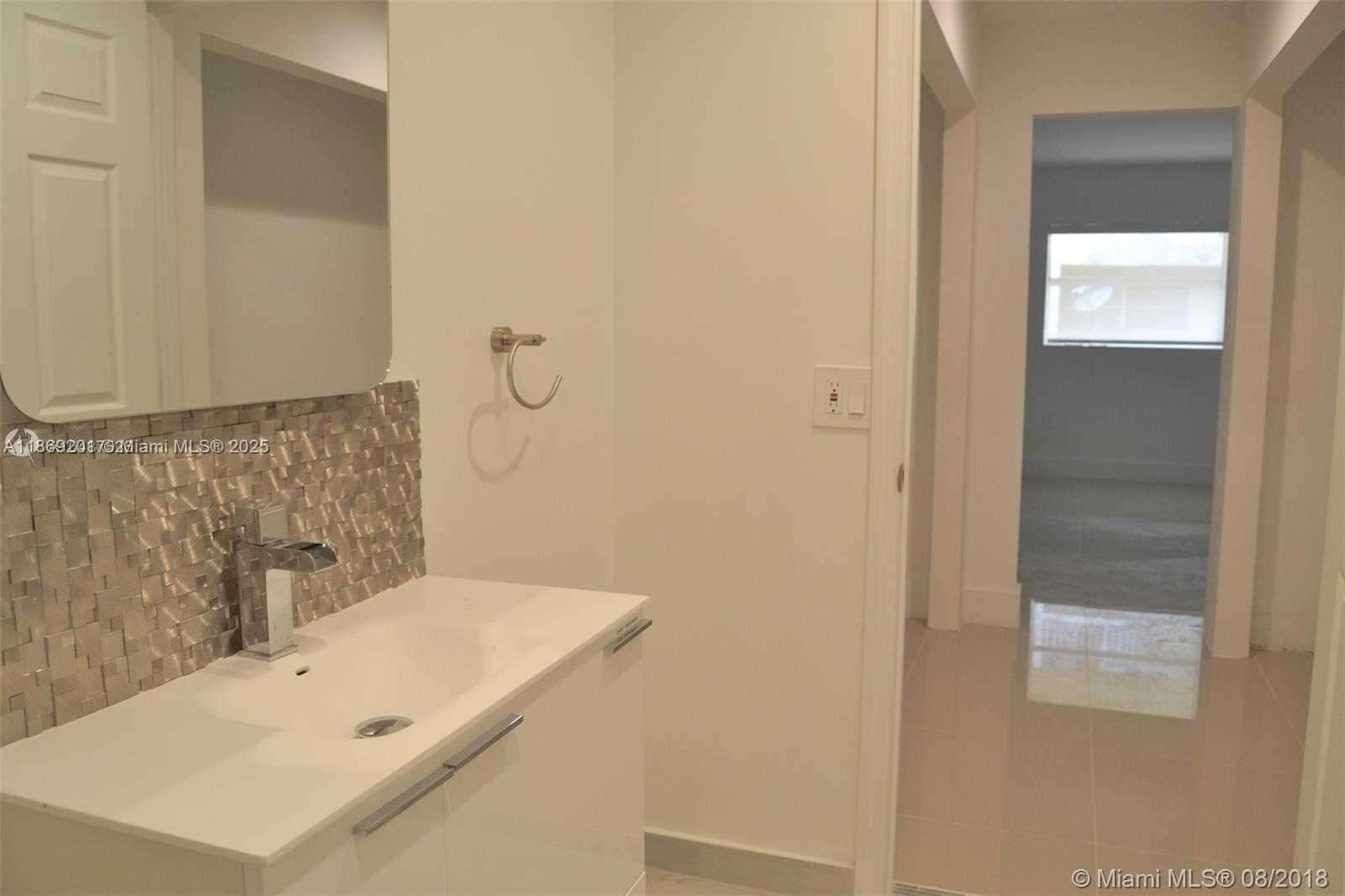 Small Image of 9375 FONTAINEBLEAU BLVD #L122, Miami Number 22