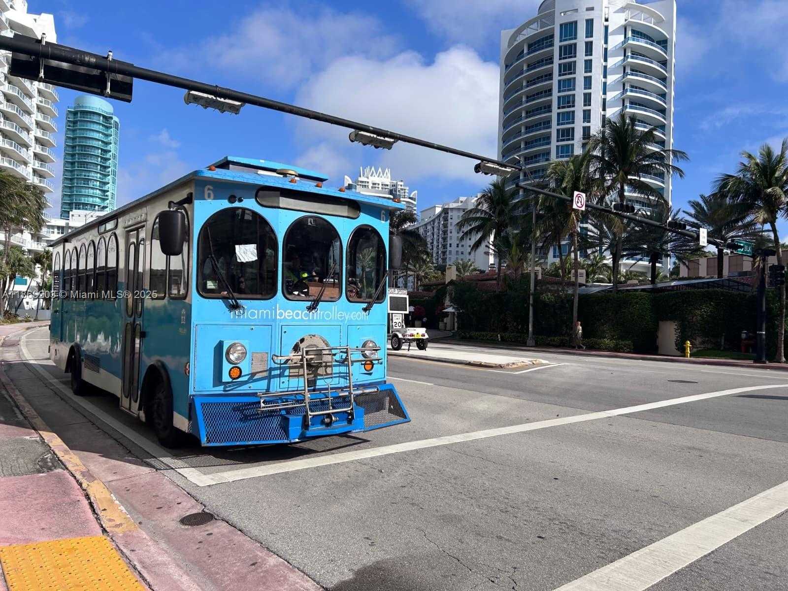 Small Image of 5880 COLLINS AVE #1007, Miami Beach Number 27