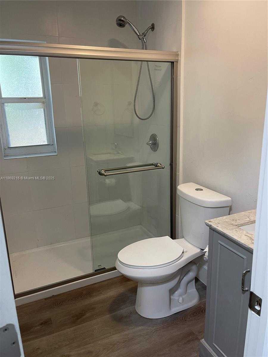 Small Image of 771 NORTH EAST 137TH ST, North Miami Number 11