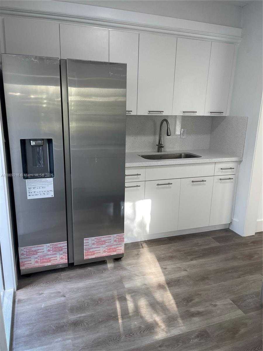 Small Image of 771 NORTH EAST 137TH ST, North Miami Number 13