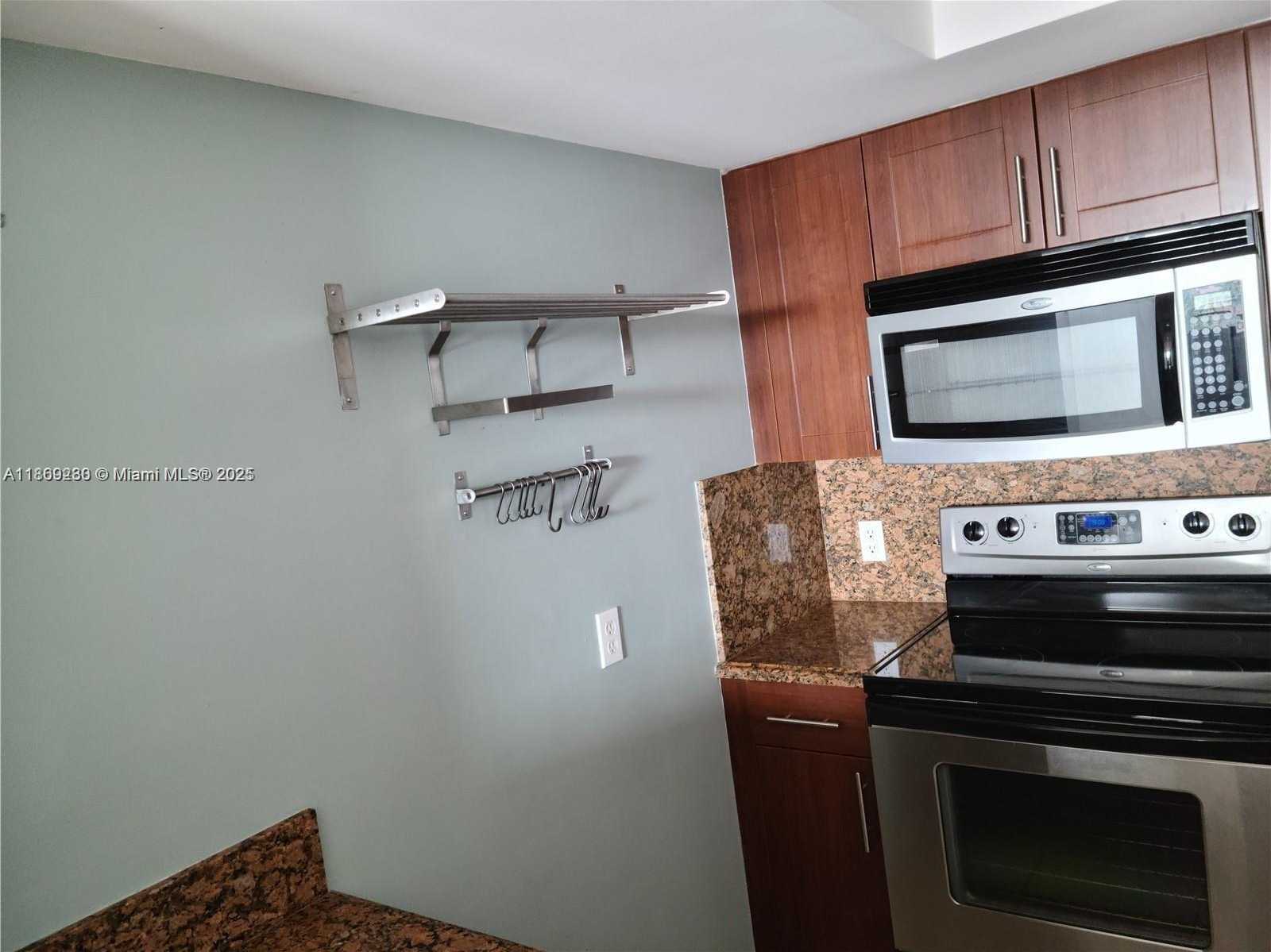 Small Image of 1690 SOUTH WEST 27TH AVE #703, Miami Number 13