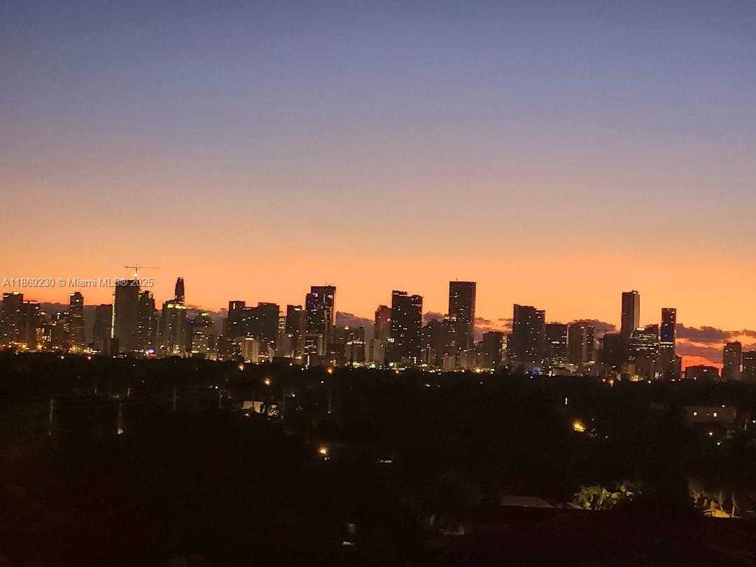 Small Image of 1690 SOUTH WEST 27TH AVE #703, Miami Number 2