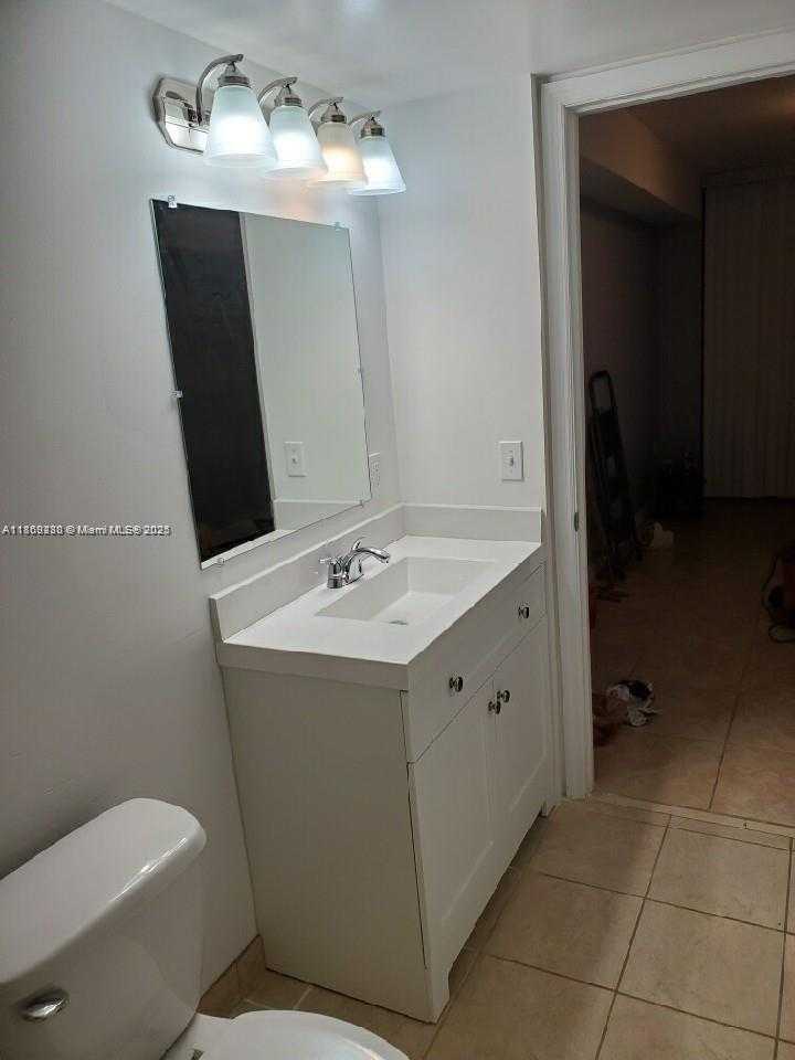 Small Image of 1690 SOUTH WEST 27TH AVE #703, Miami Number 21