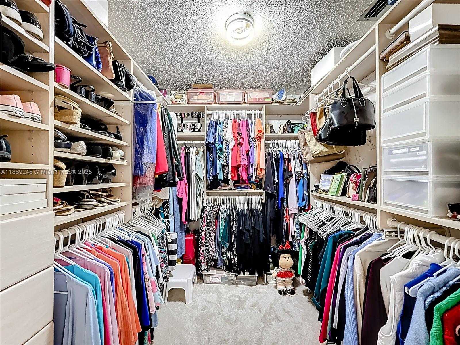 Small Image of 10462 SOUTH WEST 121ST ST, Miami Number 28