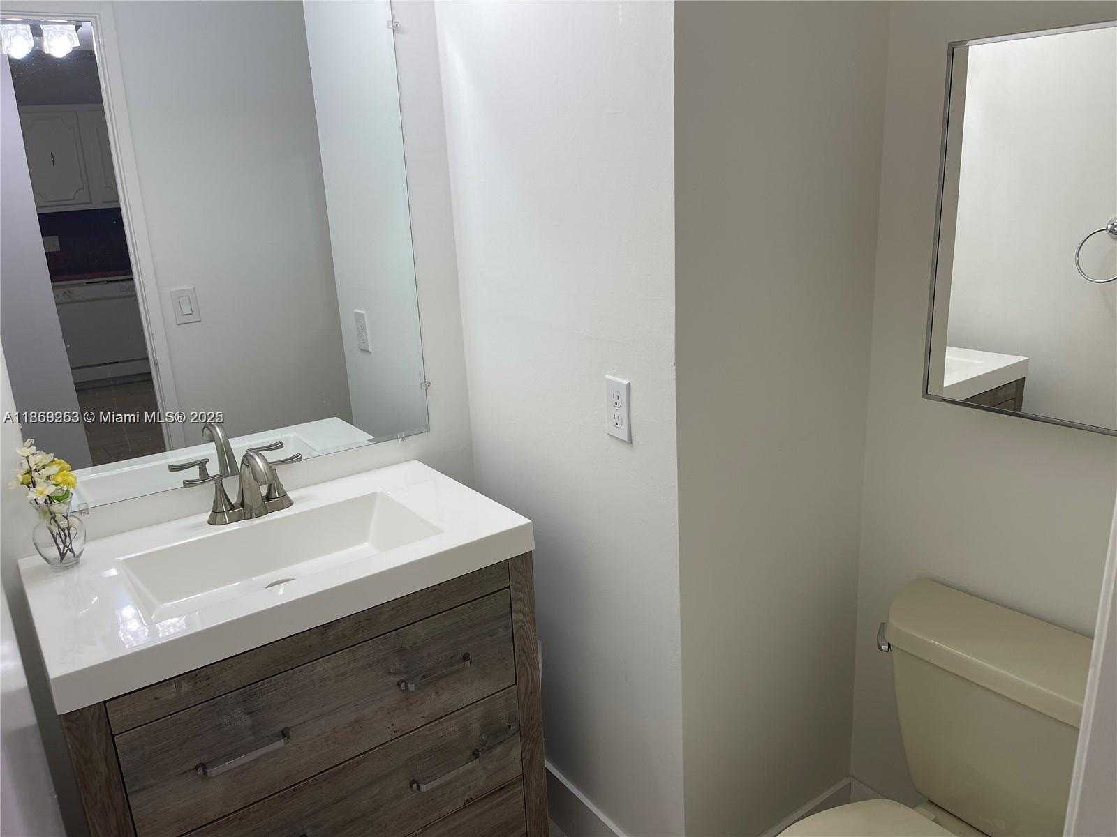 Small Image of 2851 NORTH EAST 183RD ST #110E, Aventura Number 12