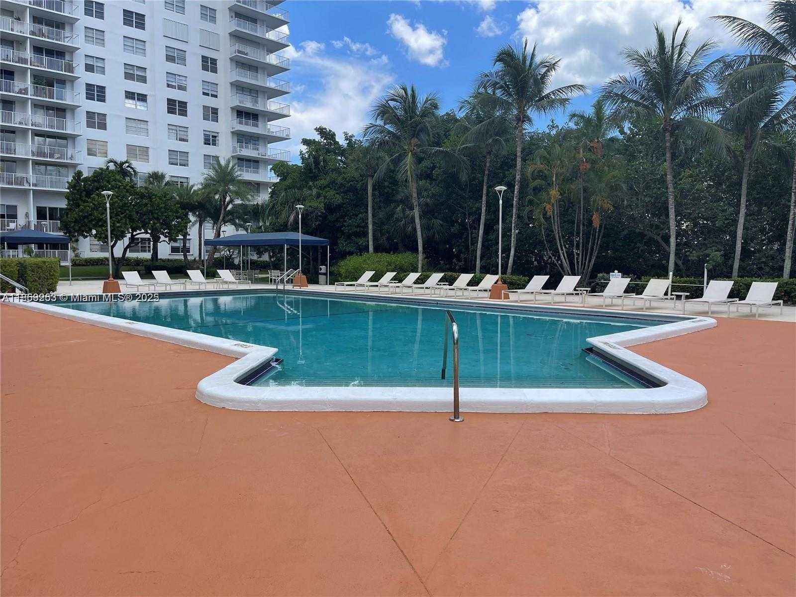 Small Image of 2851 NORTH EAST 183RD ST #110E, Aventura Number 18