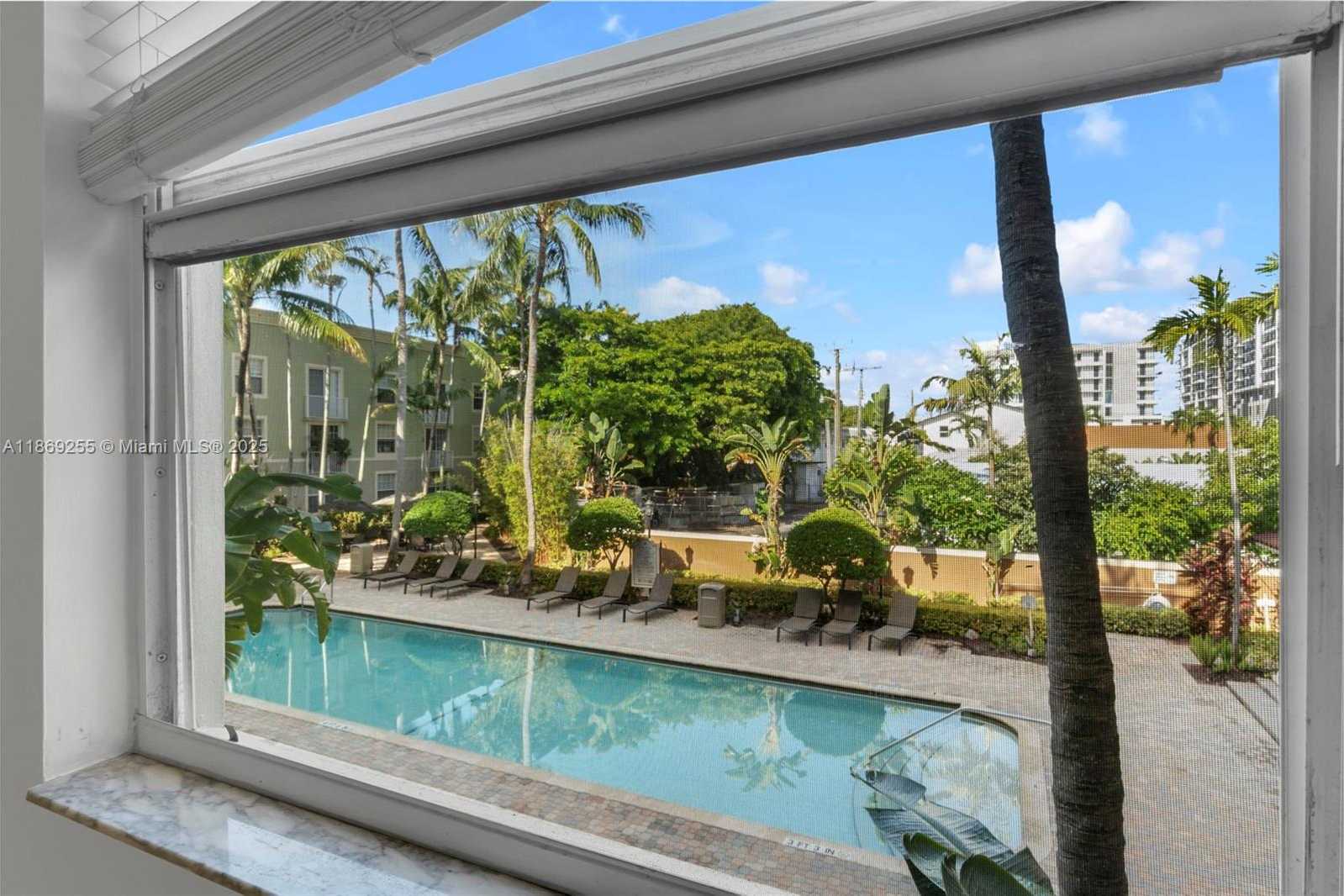 Small Image of 1900 VAN BUREN ST #206B, Hollywood Number 15