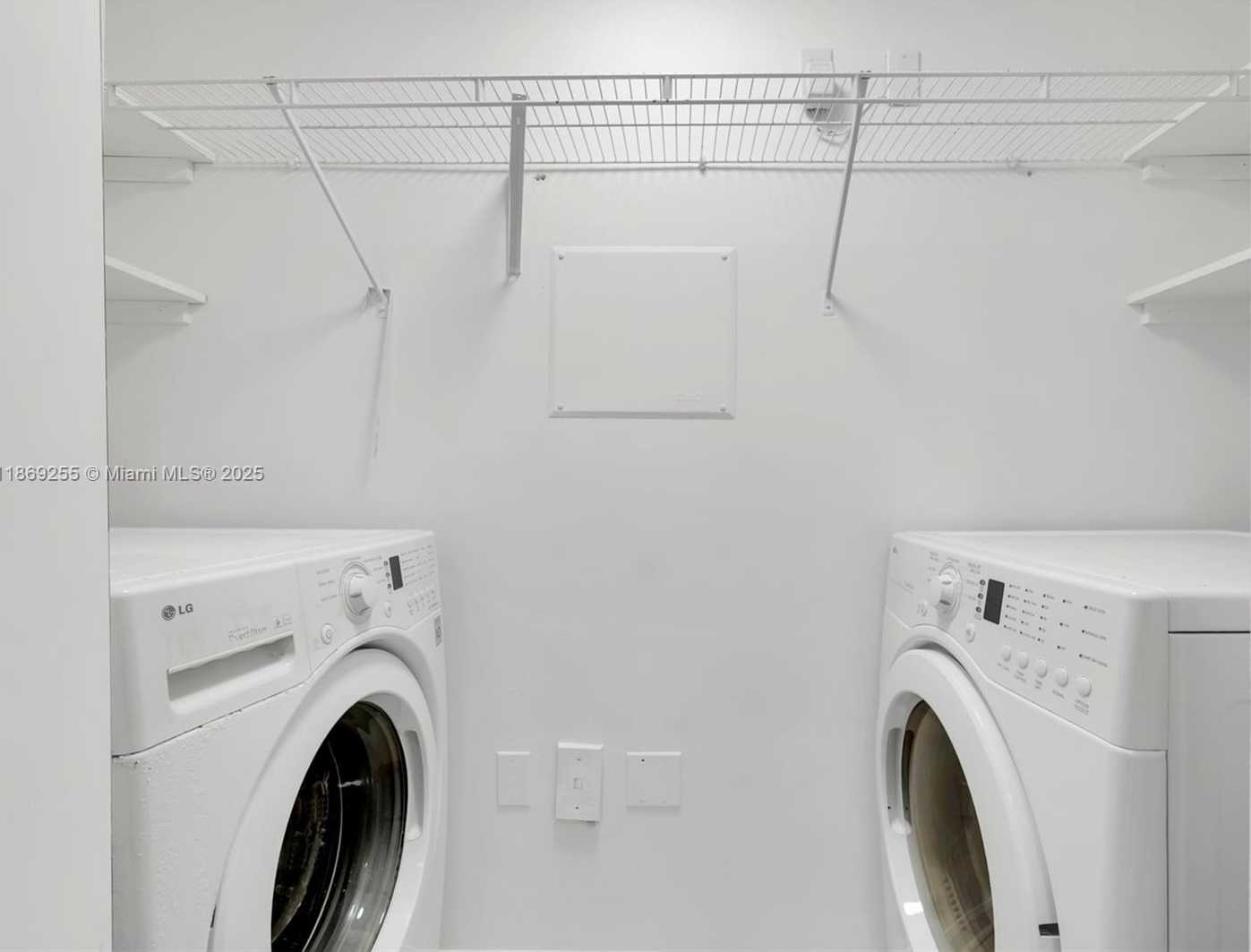 Small Image of 1900 VAN BUREN ST #206B, Hollywood Number 30