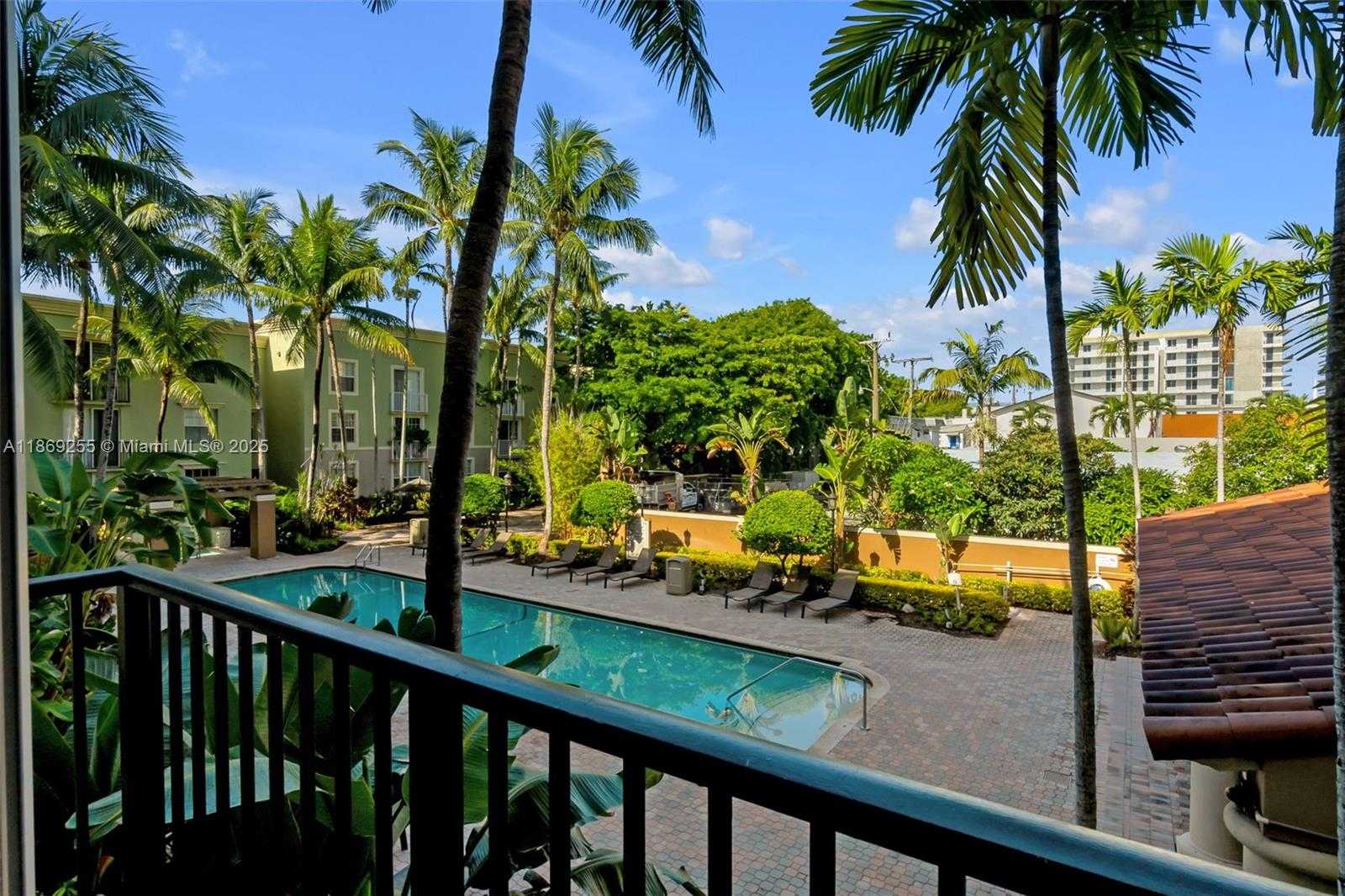 Small Image of 1900 VAN BUREN ST #206B, Hollywood Number 32