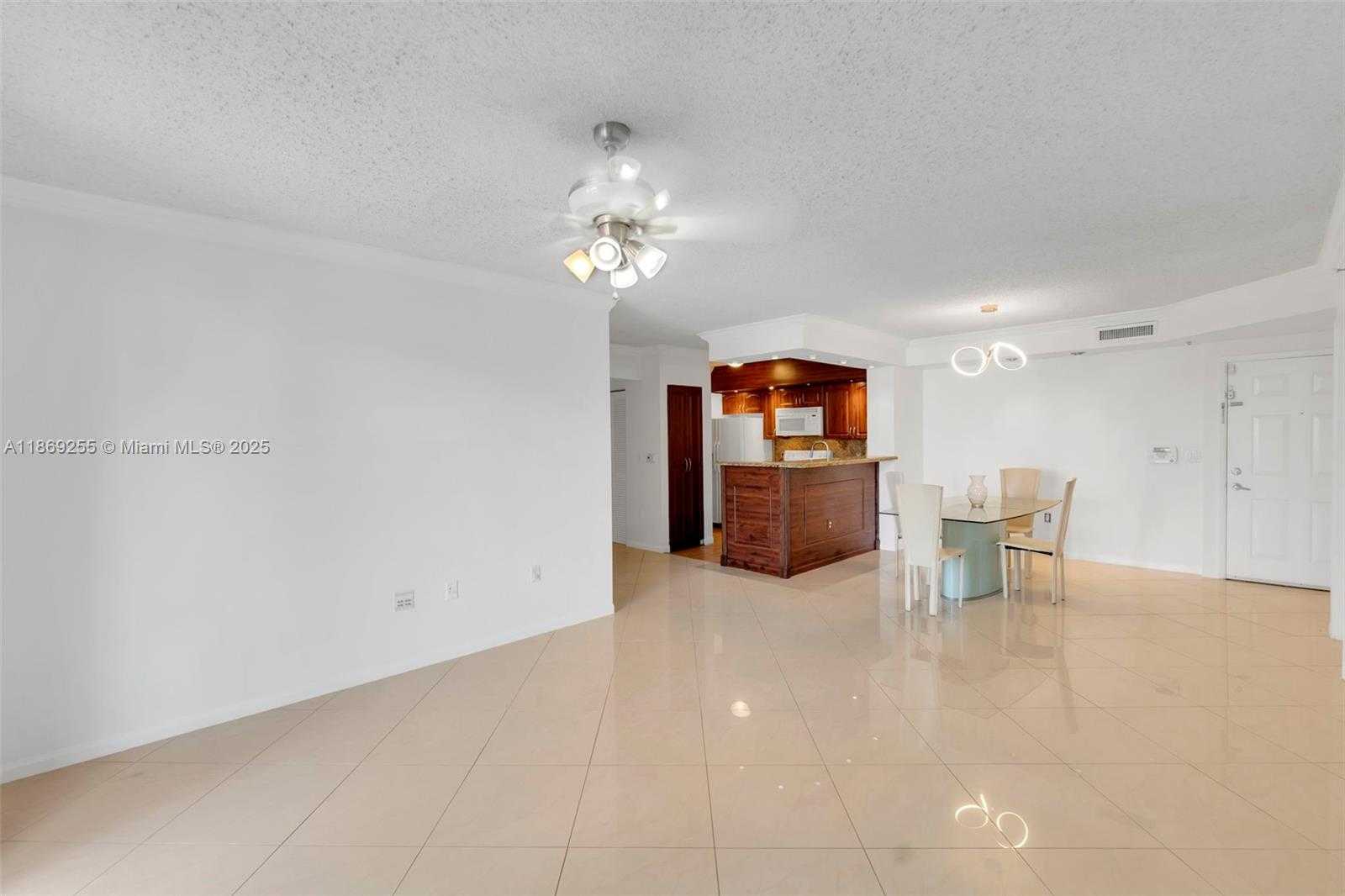 Small Image of 1900 VAN BUREN ST #206B, Hollywood Number 5