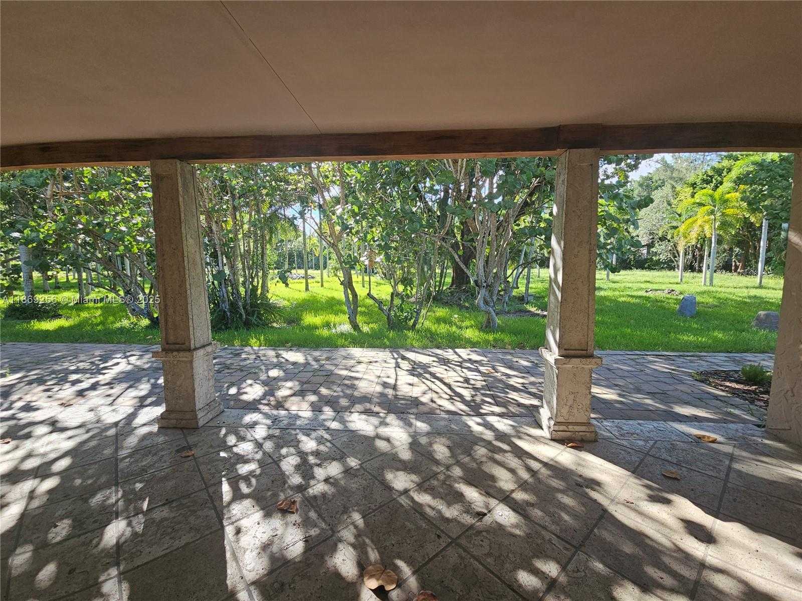 Small Image of 15101 SOUTH WEST 27TH ST, Davie Number 21