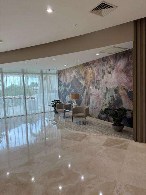 Small Image of 10275 COLLINS AVE #303, Bal Harbour Number 26