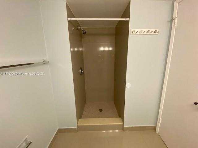 Small Image of 9431 FONTAINEBLEAU BLVD #210, Miami Number 29