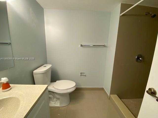 Small Image of 9431 FONTAINEBLEAU BLVD #210, Miami Number 31
