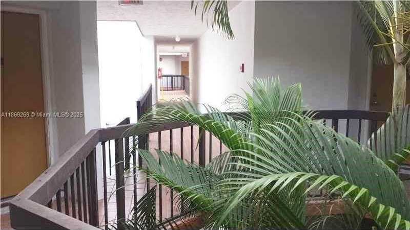 Small Image of 9431 FONTAINEBLEAU BLVD #210, Miami Number 8
